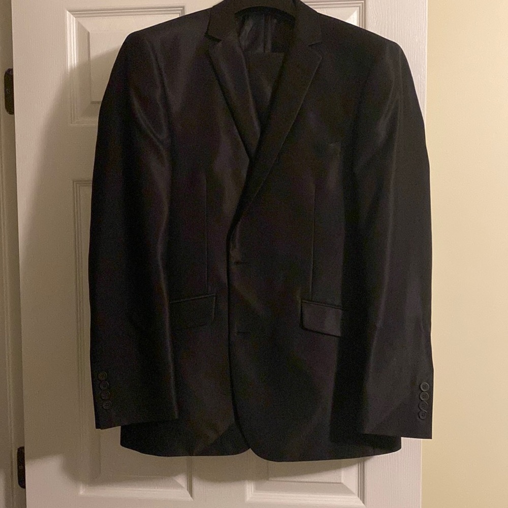 Men’s Suit